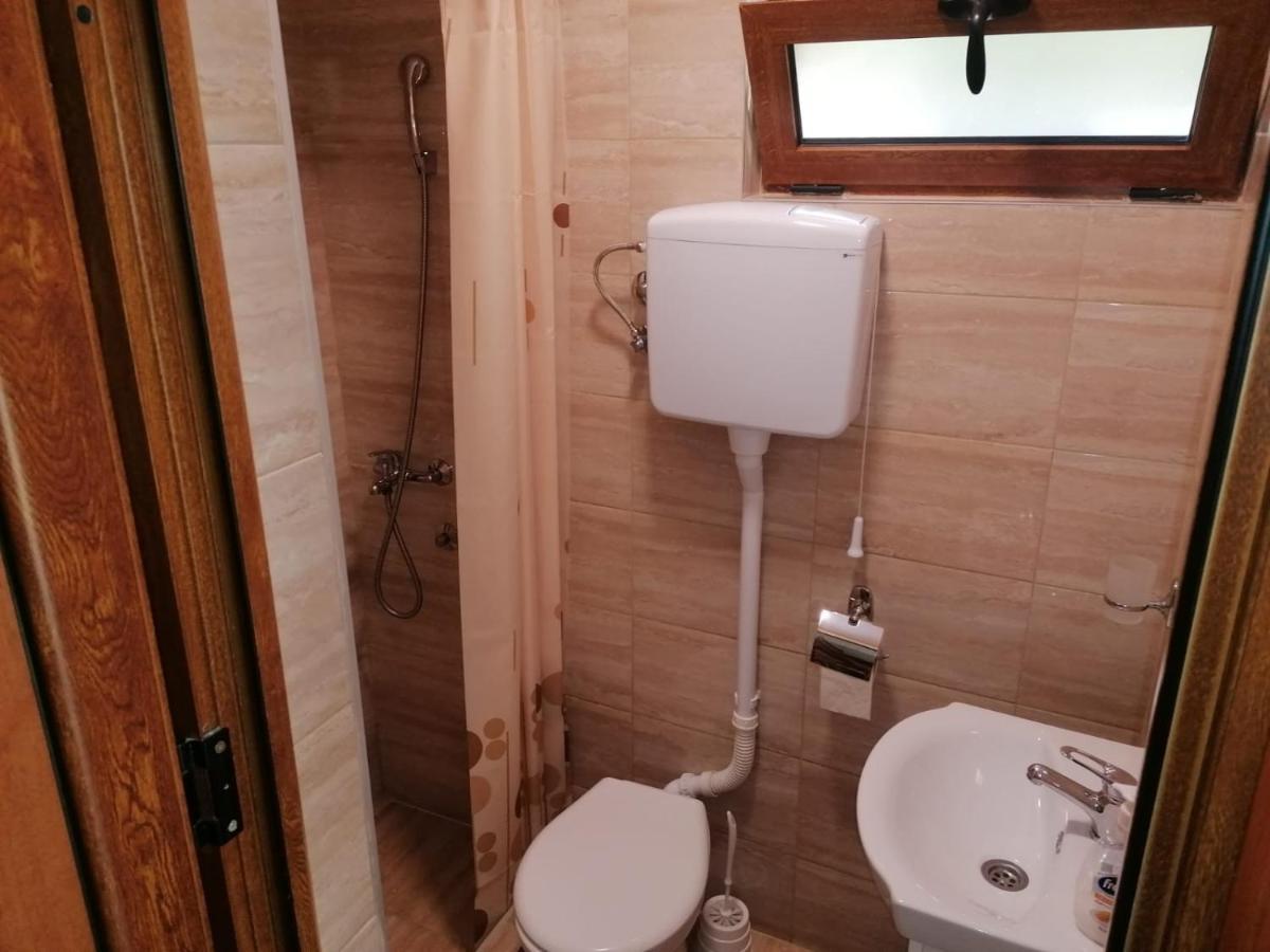 Apartamento Vikendica Matovic Ovcar Banja Exterior foto